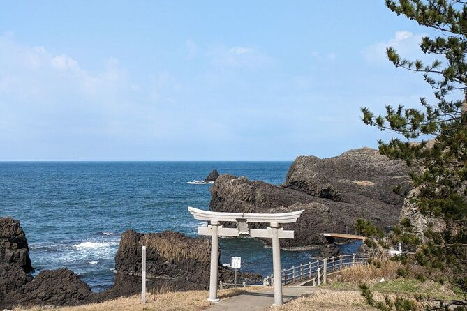 from-kanazawa-fukuis-stunning-cliffs-spiritual-island-port