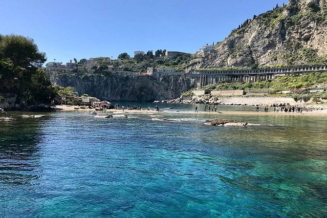 from-volcano-to-sea-private-tour-of-etna-and-taormina-boat-tour-with-tasting