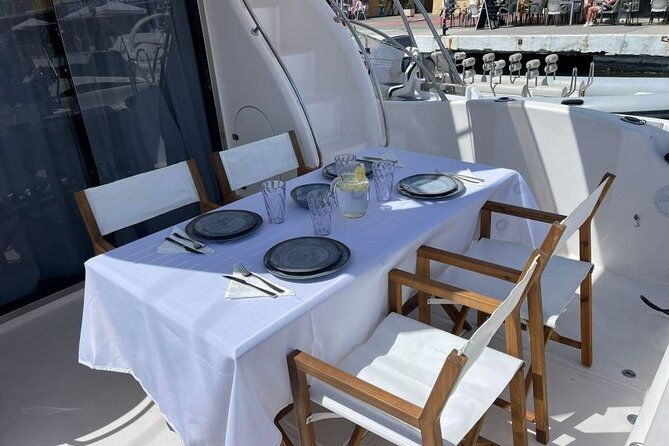 fuengirola-boat-activity-with-champagne-dinner-and-sunset