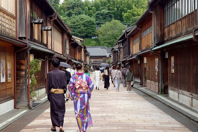 full-day-tour-from-kanazawa-samurai-matcha-gardens-and-geisha