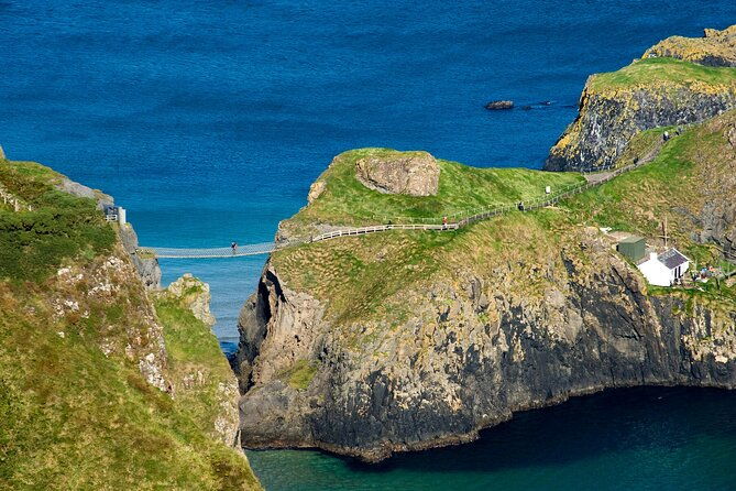 giants-causeway-and-titanic-experience-from-belfast-port