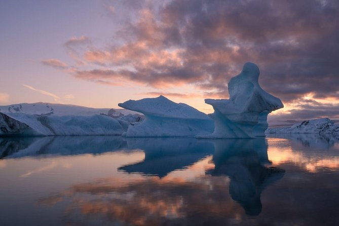 glacier-lagoon-and-diamond-beach-guided-day-trip-from-reykjavik