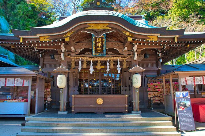 gourmet-food-and-temple-visit-tour-in-enoshima