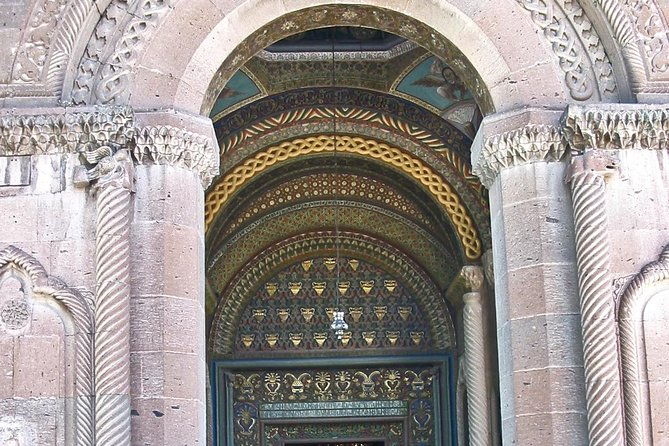 group-tour-echmiadzin-cathedral-churches-zvartnots-temple