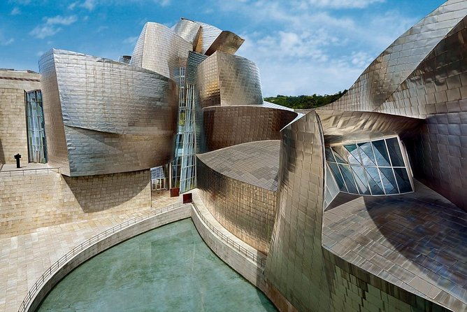 guggenheim-bilbao-museum-private-tour