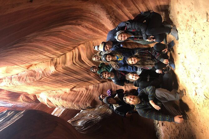 guided-hike-through-peek-a-boo-slot-canyon-small-group