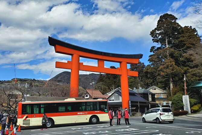 guided-private-mt-fuji-and-hakone-tour-green-number-plates