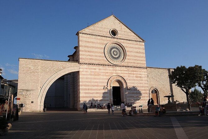 guided-tour-of-assisi-francis-clare-and-carlo-acutis