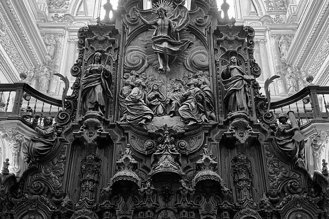 guided-tour-of-the-mosque-cathedral-in-private-tickets-included
