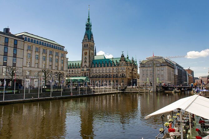 hamburg-hop-on-hop-off-tour-harbor-and-lake-alster-cruise
