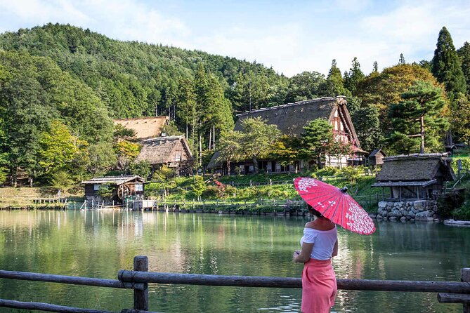 hida-folk-village-museum-passes-in-takayama-japan
