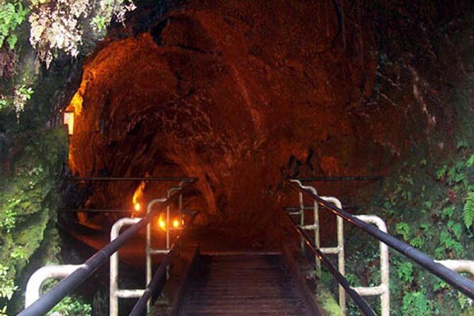 hilo-shore-excursion-volcanoes-national-park-and-rainbow-falls