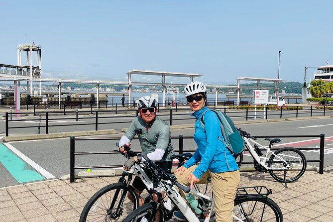 historical-hill-climb-e-bike-tour-to-sakurajimas-peak-2