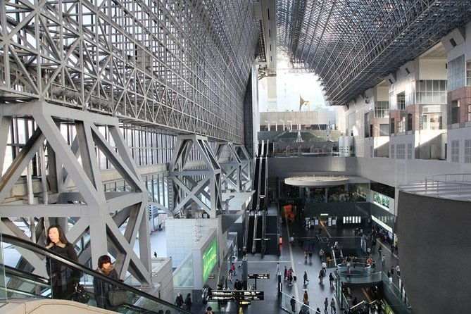 japan-railway-station-shared-departure-transfer-kyoto-city-to-kyoto-station