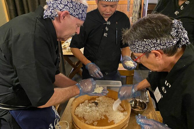 japanese-cooking-experience-dashimaki-yakitori-onigiri-2