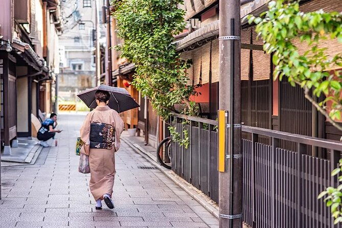 kiyomizu-temple-fushimi-inari-and-nara-park-day-tour-kyoto-osaka