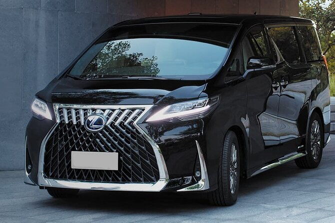 kobe-airport-transfers-kobe-city-to-kobe-airport-ukb-in-business-van