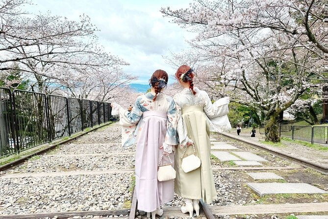 kyoto-gion-japanese-traditional-experience-kimono-yukata