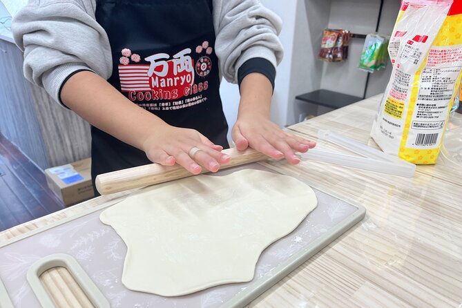 kyoto-japanese-udon-and-sushi-cooking-class
