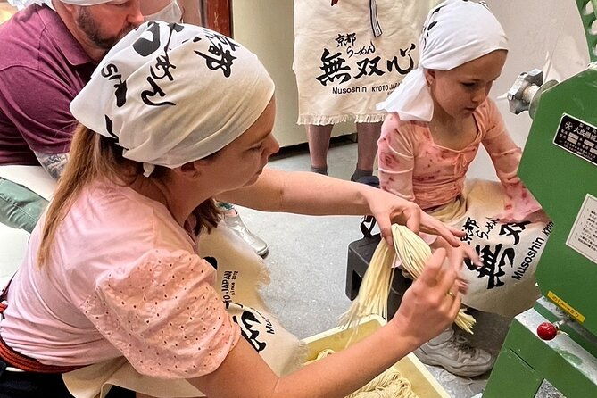 kyoto-ramen-noodle-making-class