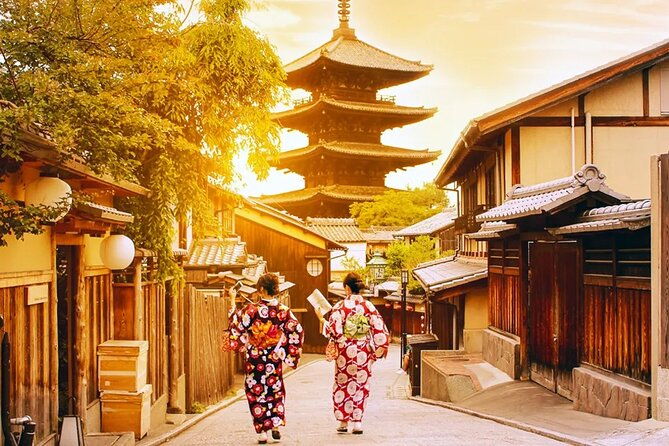 kyotos-recommended-ramen-tour-nishiki-market-tour