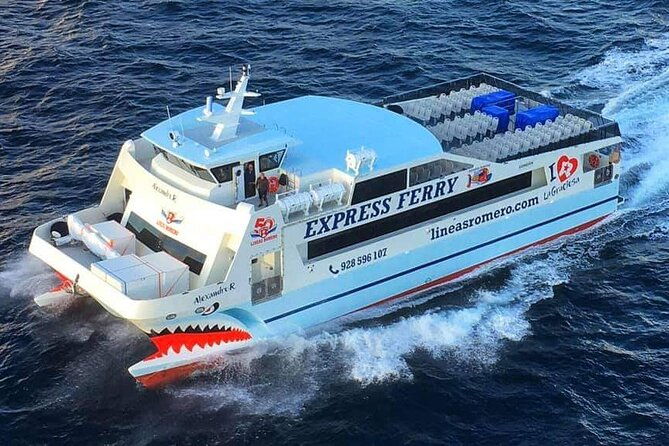 la-graciosa-at-your-leisure-bus-transfer-and-return-ferry-ticket