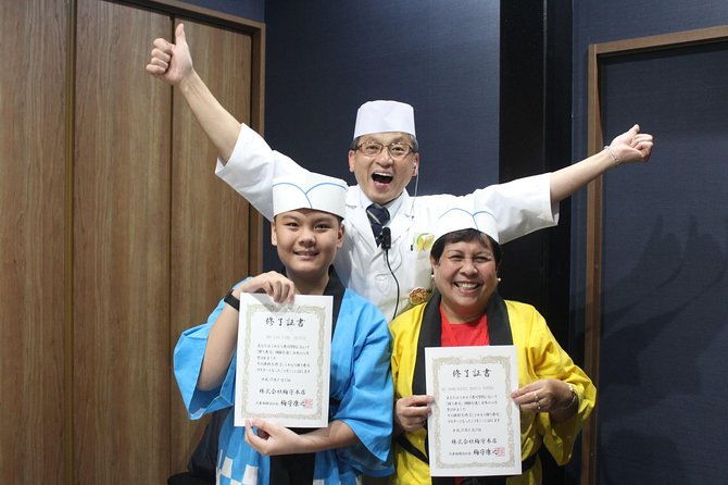 learn-how-to-make-sushi-light-class-nara-school