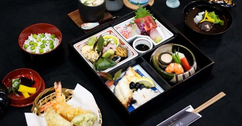 learneat-traditional-japanese-cuisine-and-sake-at-izakaya