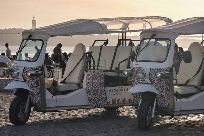 lisbon-street-art-private-tuk-tuk-tour-with-pickup