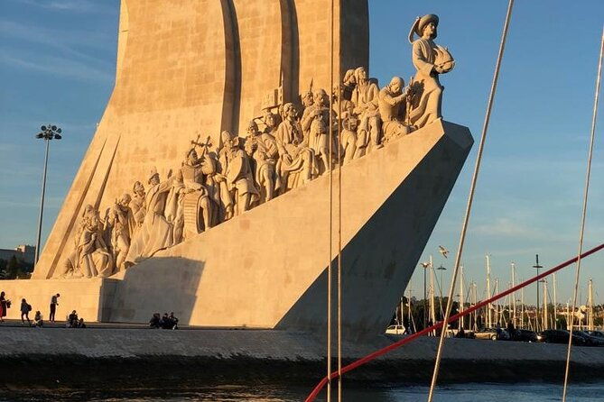 lisbon-sunset-sailing-with-portuguese-wine-history