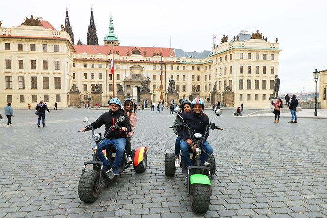 live-guided-%ef%b8%8ftrike-harley%ef%b8%8f-viewpoints-tour-of-prague