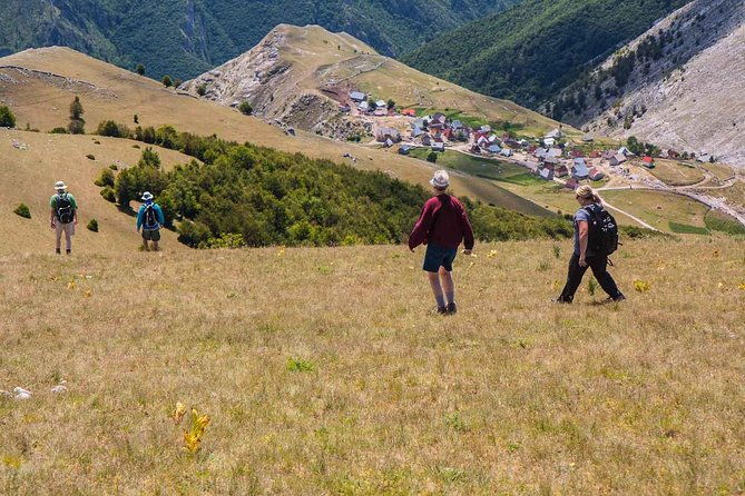 lukomir-nomad-village-hiking-from-sarajevo-local-lunch-included