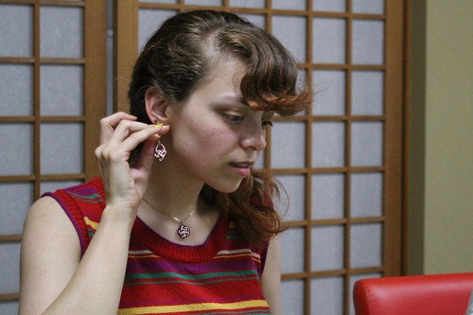 make-original-accessories-with-mizuhiki-experience-kanazawas-traditional-craft