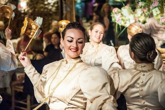 maltese-traditional-dinner-and-folklore-show-with-transfers