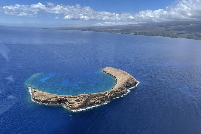 maui-private-air-tour-fun-3-islands-2-5-people-see-it-all