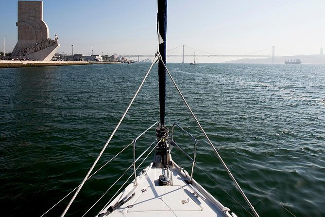 morning-sailing-tour-in-tagus-river-from-lisbon