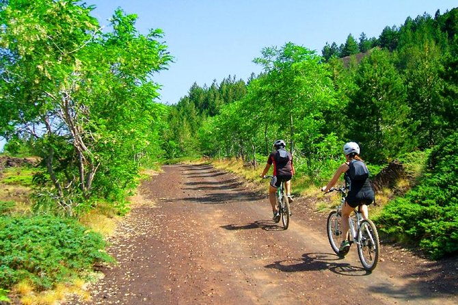 mountain-biking-etna-by-mtb-or-e-bike