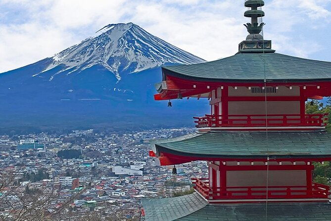 mt-fuji-oishi-park-arakurayama-sengen-park-bus-tour-from-tokyo