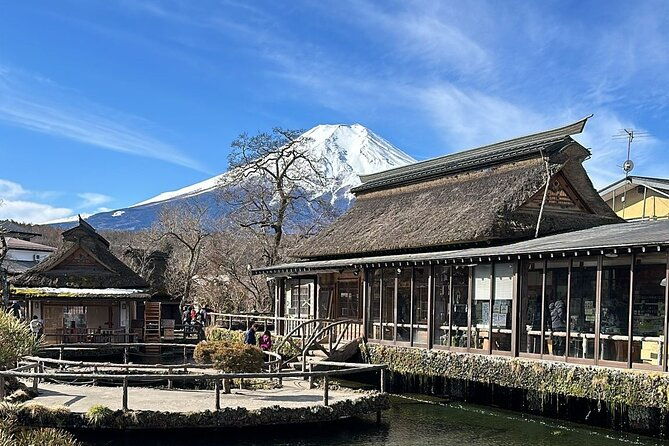 muslim-friendly-mount-fuji-tour-with-english-speaking-chauffeur