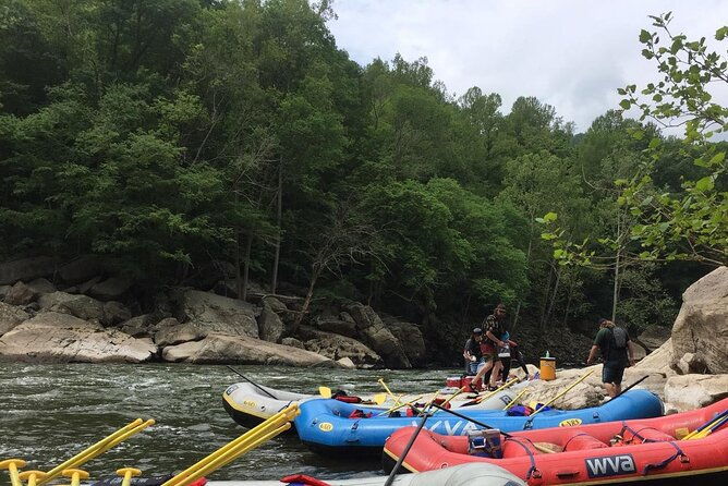 national-park-whitewater-rafting-in-new-river-gorge-wv