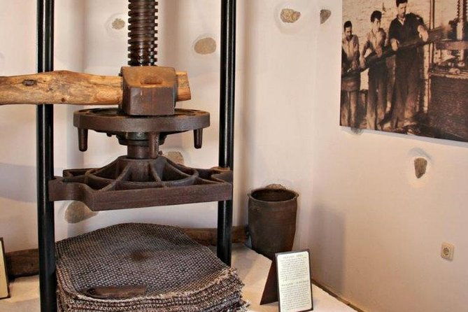 naxos-bus-tour-around-the-island
