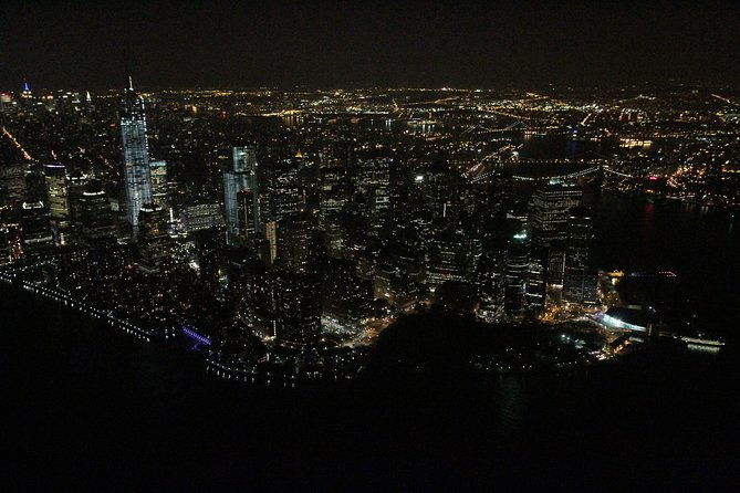 new-york-helicopter-tour-city-lights-skyline-experience
