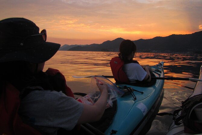 night-kayak-tour-relax-under-the-natural-glow-of-sea-fireflies
