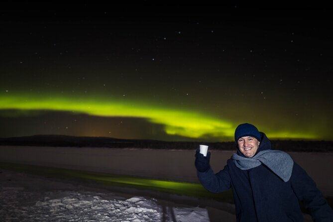 northern-lights-hunting-photo-tour-with-bbq-small-groups