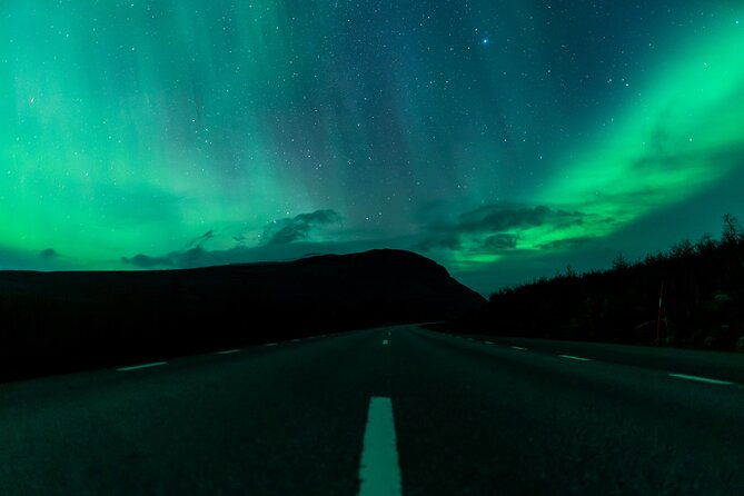 northern-lights-tour-from-kiruna-to-abisko-with-dinner