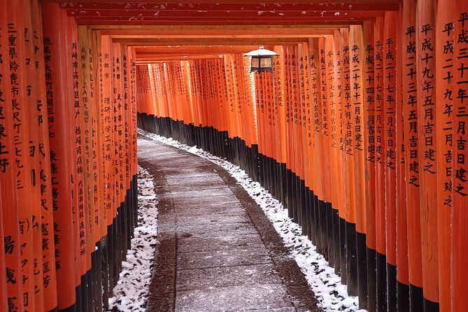 off-the-beaten-path-hike-through-kyotos-best-spots