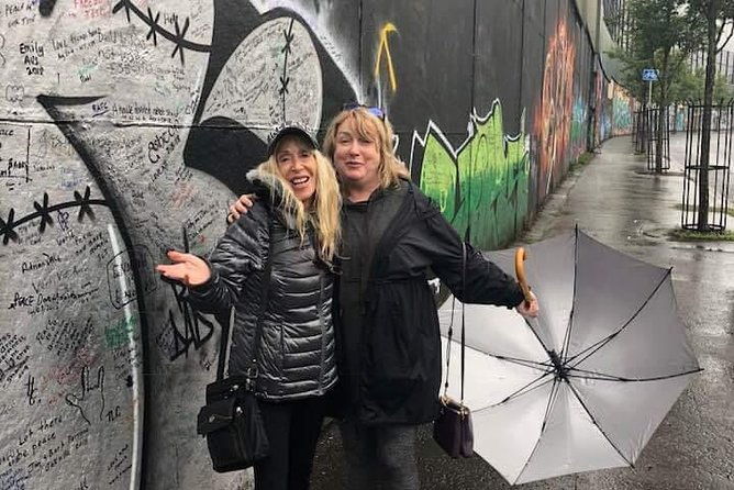 official-world-famous-belfast-taxi-tour