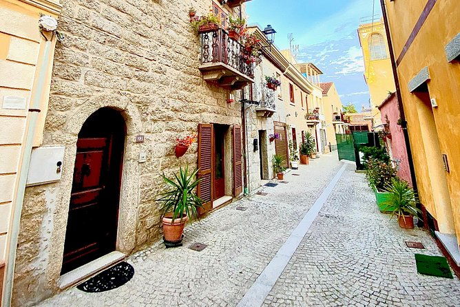 olbia-full-private-city-tour-by-tuk-tuk