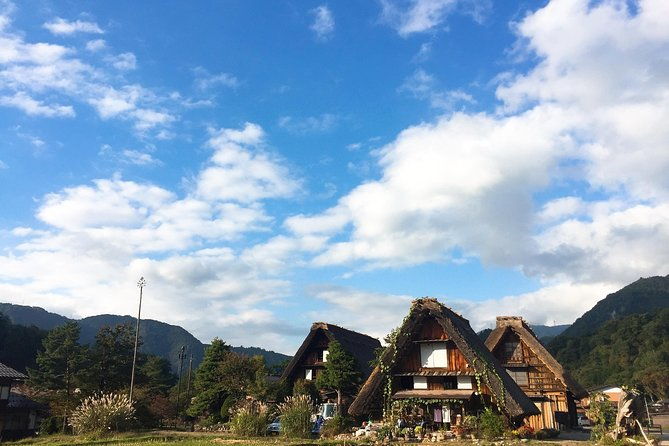 one-way-bus-from-takayama-to-osaka-via-shirakawago