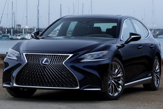 osaka-airport-transfers-osaka-city-to-kansai-airport-kix-in-business-car